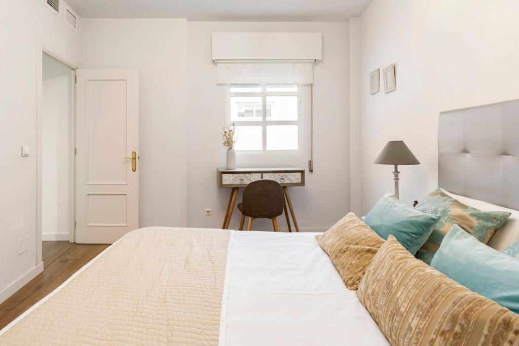 Historical Center Parking And Smart Tv Appartement Málaga